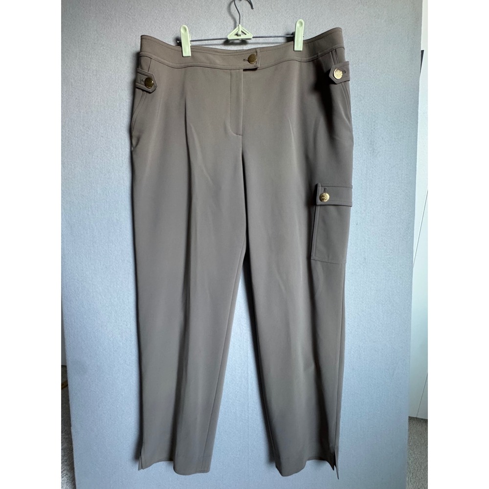St. John Pants Womens 16 Khaki Straight Leg Cargo Pocket Gold Button Trousers